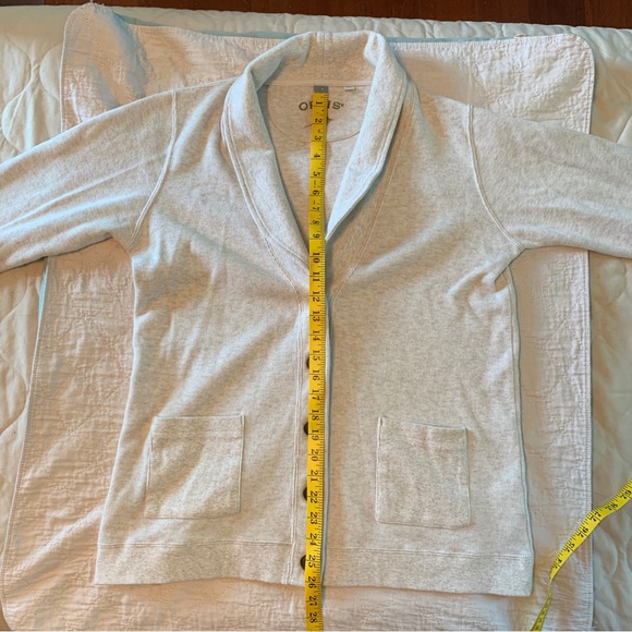 Men's Cardigan - Picture 10 of 11